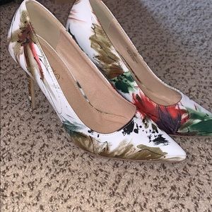 Floral pump